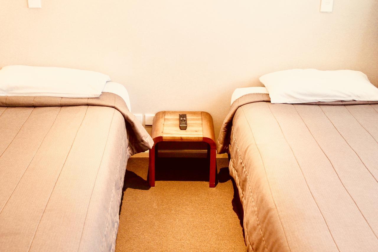The Nautilus Hotel Нейпиър Екстериор снимка A room at the hotel